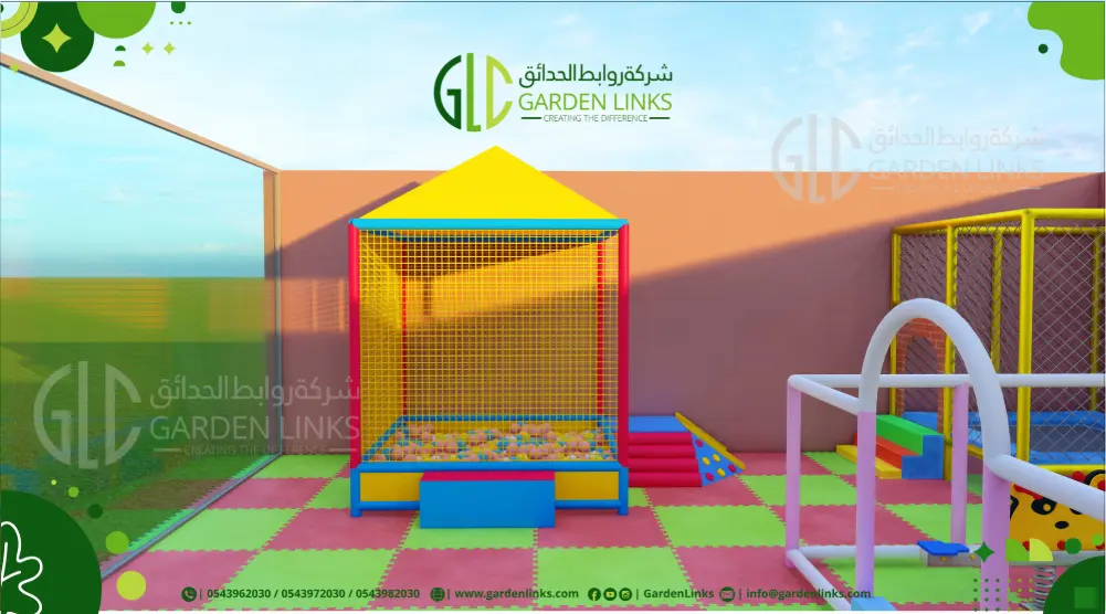 3D playground design 10 × 10 m with enclosed ball pit, soft steps and safety flooring